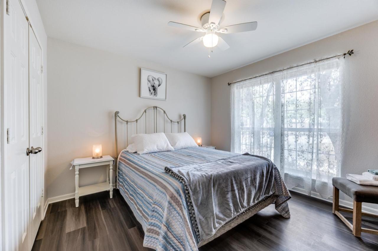 Spacious 5 Bdrm Home Mins To Wineries With Private Pool And Hot Tub! 约翰逊城 外观 照片